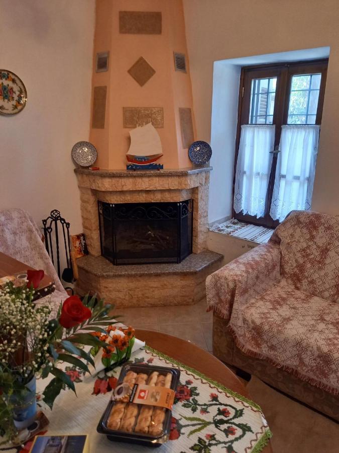 Villa Πηλιο- Το Εξοχικο Τησ Αννασ- Αφησσοσ à Áfissos Extérieur photo